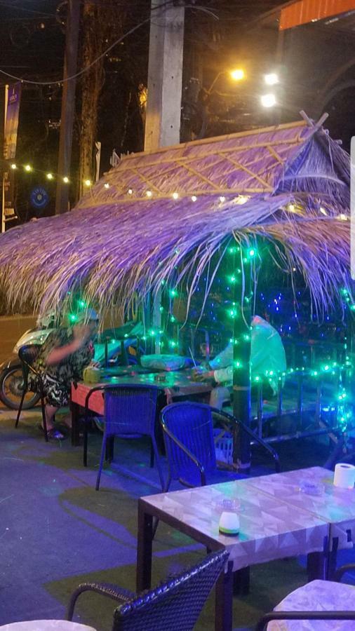 French Connection Hotel Pattaya Exterior foto